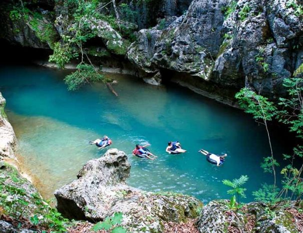 Cave-tubing-in-Belize